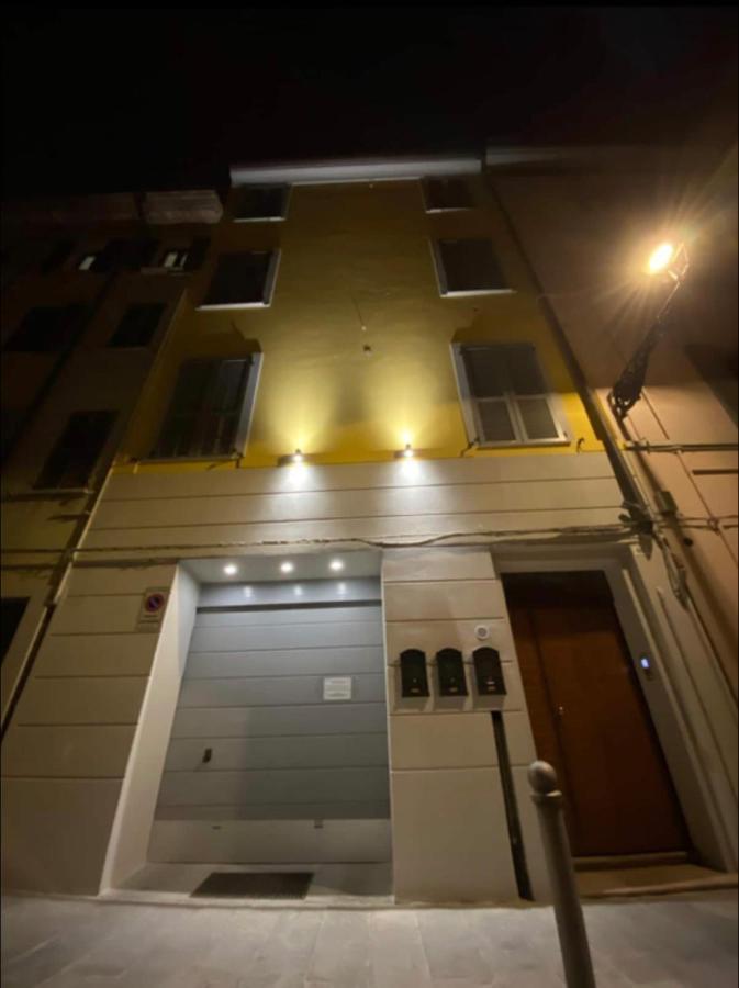 Appartement Luxury 3 Al Duomo Di Parme Extérieur photo